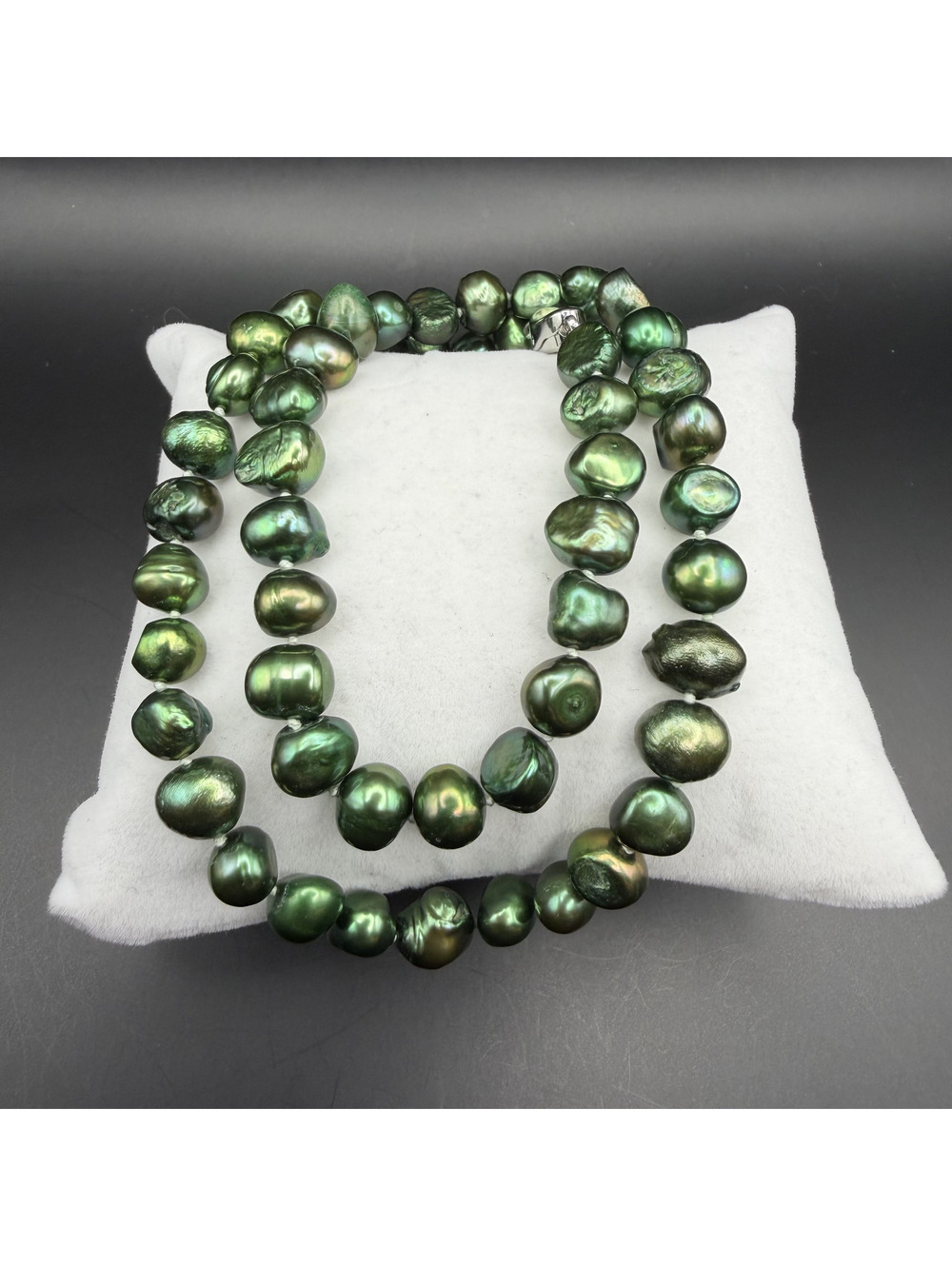 candy+clover elite freshwater green baroque pearl necklace